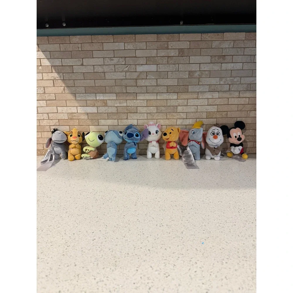 Disney Parks Magnet Hands Plush Pal Mini Shoulder Plush Collectible Toy